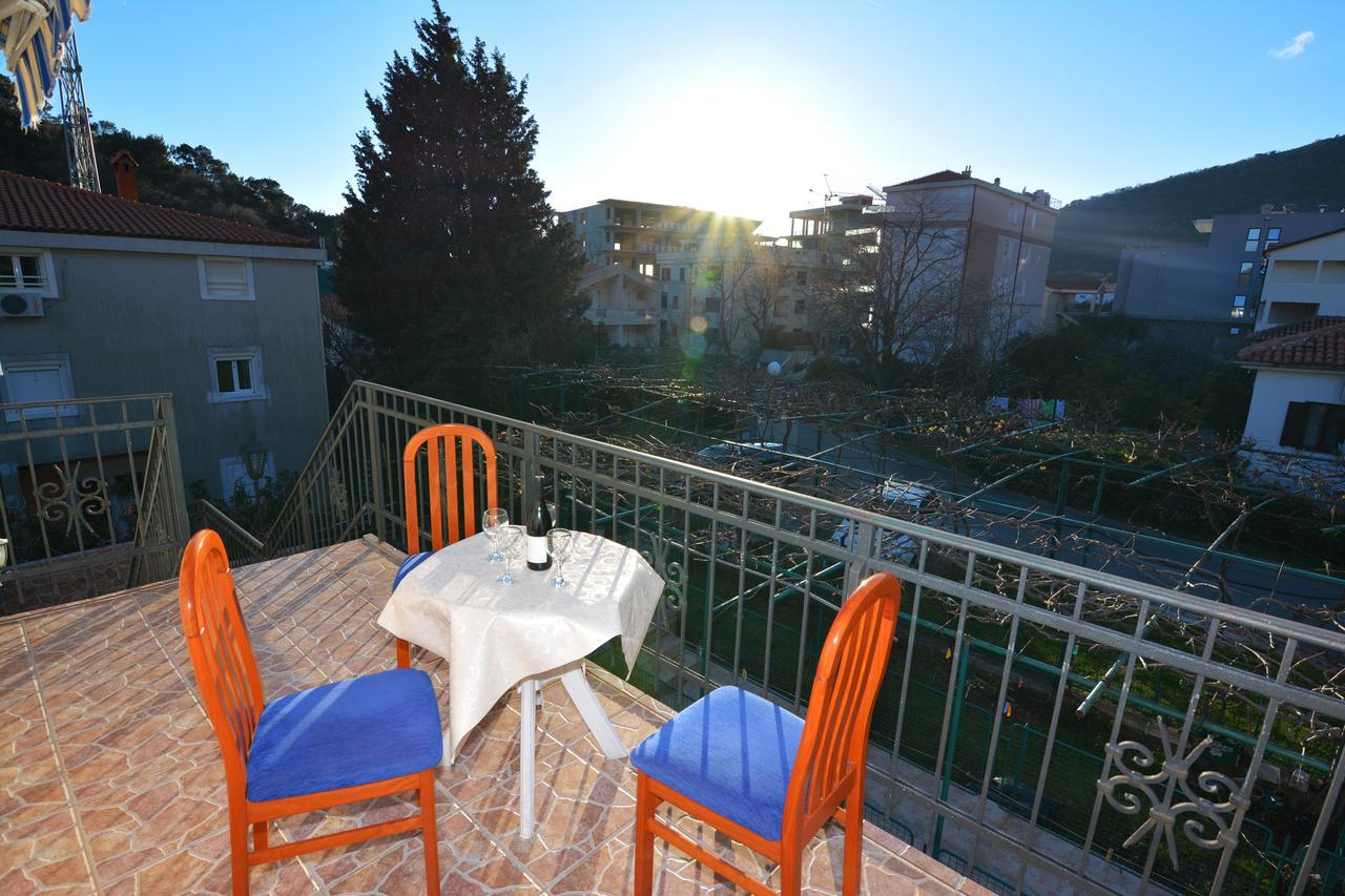 Apartments Jovana Petrovac المظهر الخارجي الصورة