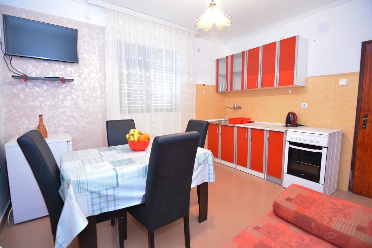 Apartments Jovana Petrovac المظهر الخارجي الصورة