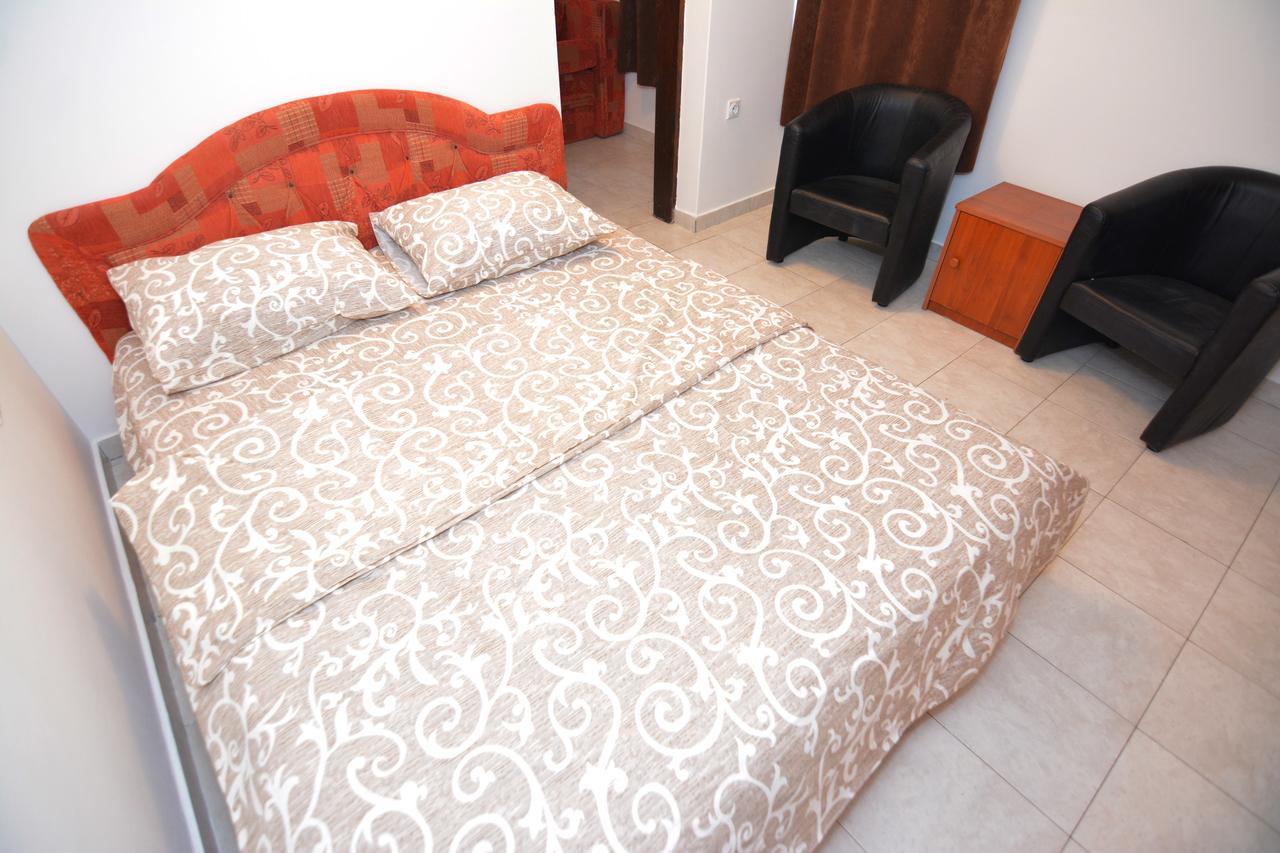 Apartments Jovana Petrovac المظهر الخارجي الصورة