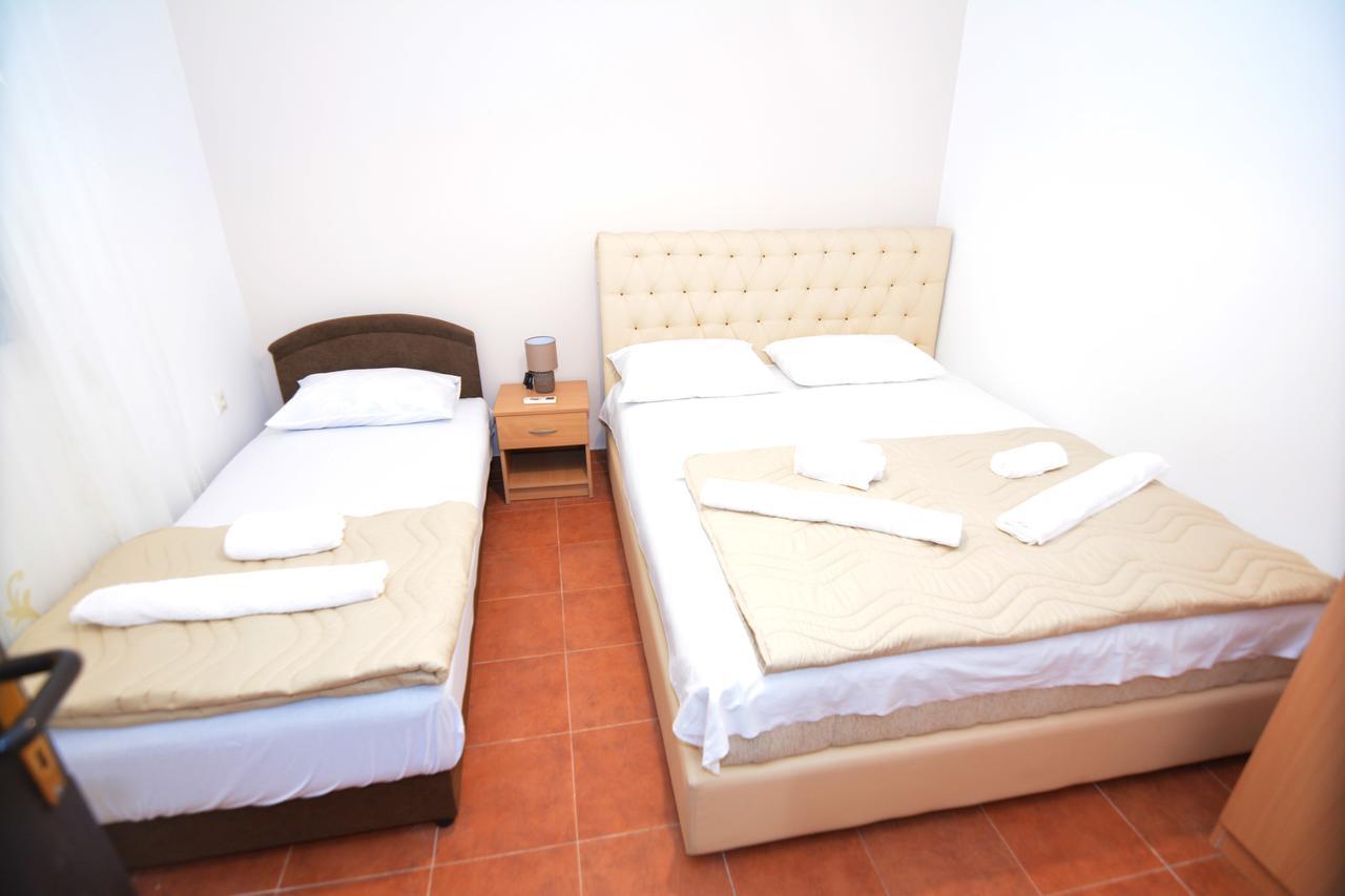 Apartments Jovana Petrovac المظهر الخارجي الصورة
