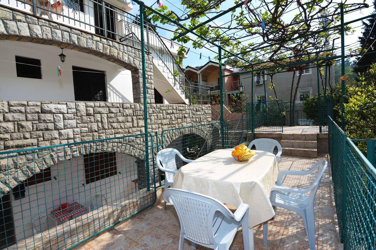 Apartments Jovana Petrovac المظهر الخارجي الصورة